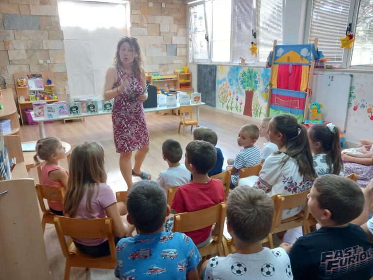 Susret s književnicom za djecu u Kistanjama